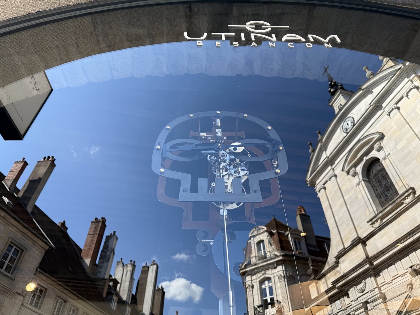 Utinam expose au Salon Révélations à Paris du 21 au 25 mai 2025