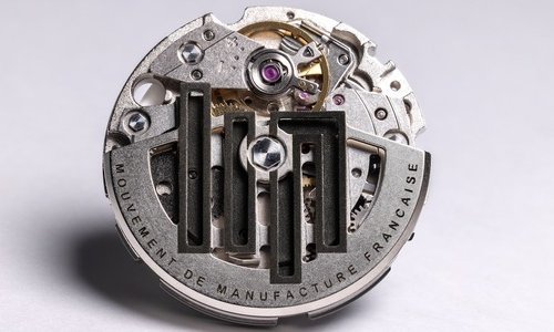 Avec le calibre R26, Lip entend réparer l'histoire