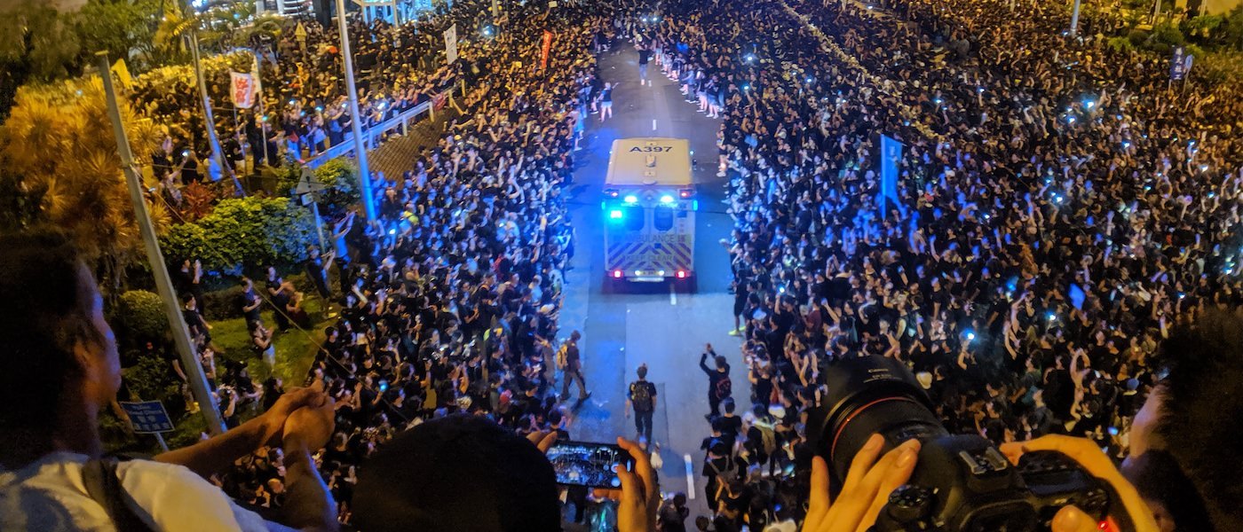Reportage dans Hong Kong en émoi