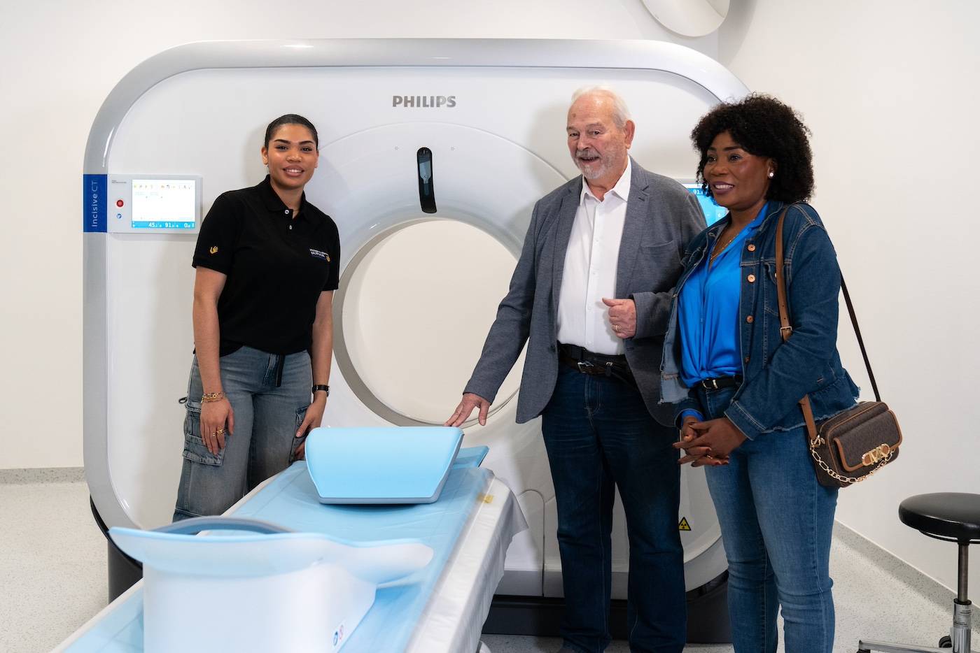 La Fondation Philippe et Elisabeth Dufour fait don d'un scanner à l'Hôpital de la Vallée de Joux