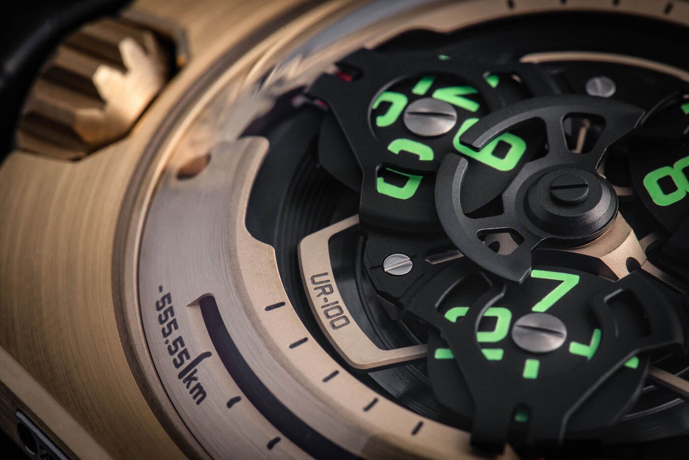 Urwerk: le modèle UR-100