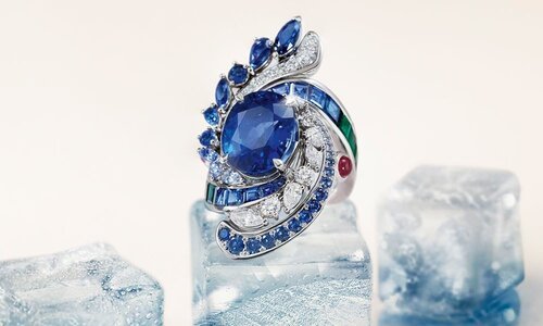 Gübelin Blue Lagoon: une spectaculaire bague cocktail inspirée de l'océan Indien