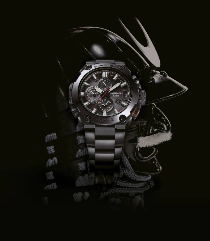 La ligne premium métallique MR-G est aussi résistante que la G-SHOCK «traditionnelle» et cherche à fusionner technologie et artisanat japonais.