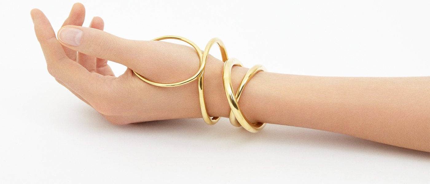 BIJOUX: LES NOUVELLES MANIÈRES DE LES PORTER