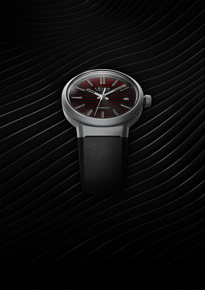 Le nouveau modèle ZM11 est équipé du Calibre LA-3001 d'une précision de -4/+6 secondes par jour et d'une réserve de marche de 60h.