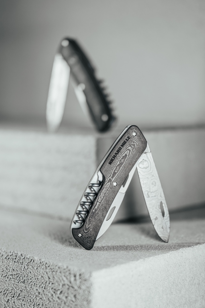 Le couteau Striking™ en collaboration avec Richard Mille.