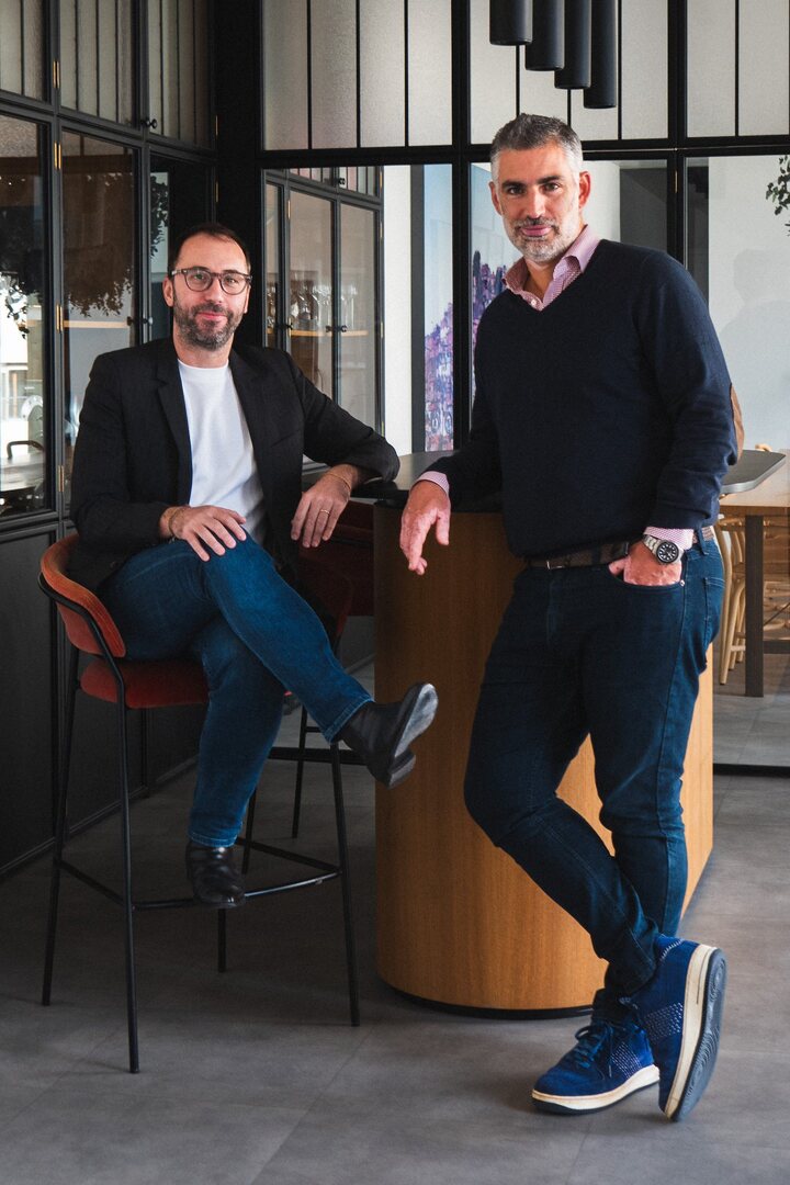 Max Peiro, fondateur et PDG de Re-Hub, et David Sadigh, fondateur et PDG de DLG