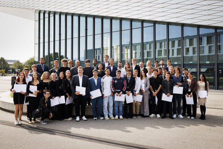 Lauréats du Concours de réglage 2023 présents à la Journée d'Etude de la SSC. Pas moins de 114 candidats issus de 23 centres de formation ont participé à cette édition.