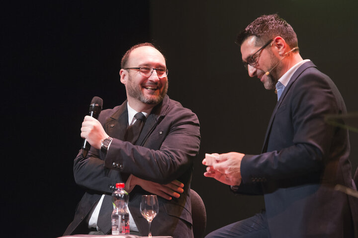 Roger Ruegger (WatchTime) et Thomas Baillod (modérateur de la JIMH, fondateur de la Watch Trade Academy et de BA111OD)