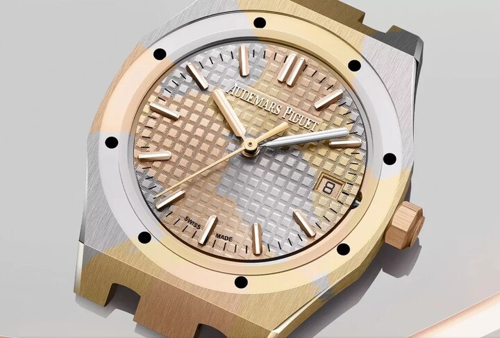 Royal Oak en Chroma Gold, alliant différents ors