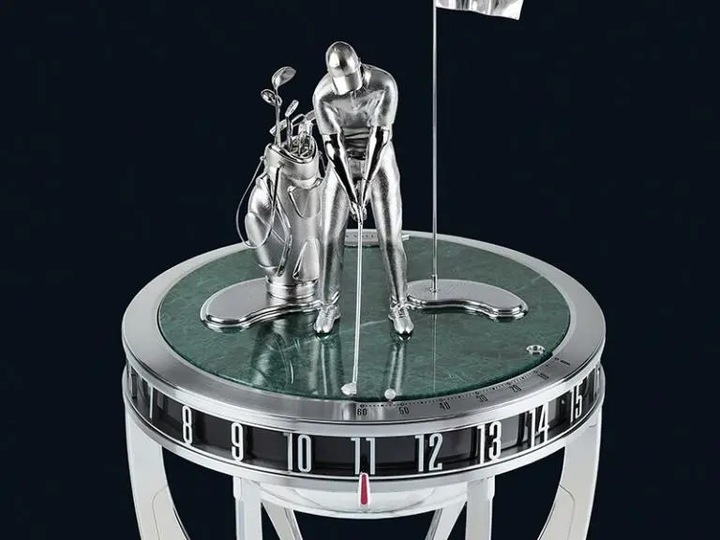 L'Attimo Golf a été conçue pour être personnalisée à votre image, jusqu'à vos chaussures, sacs de golf et clubs préférés!