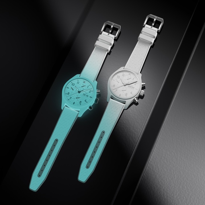 Boîte et bracelet luminescents chez IWC