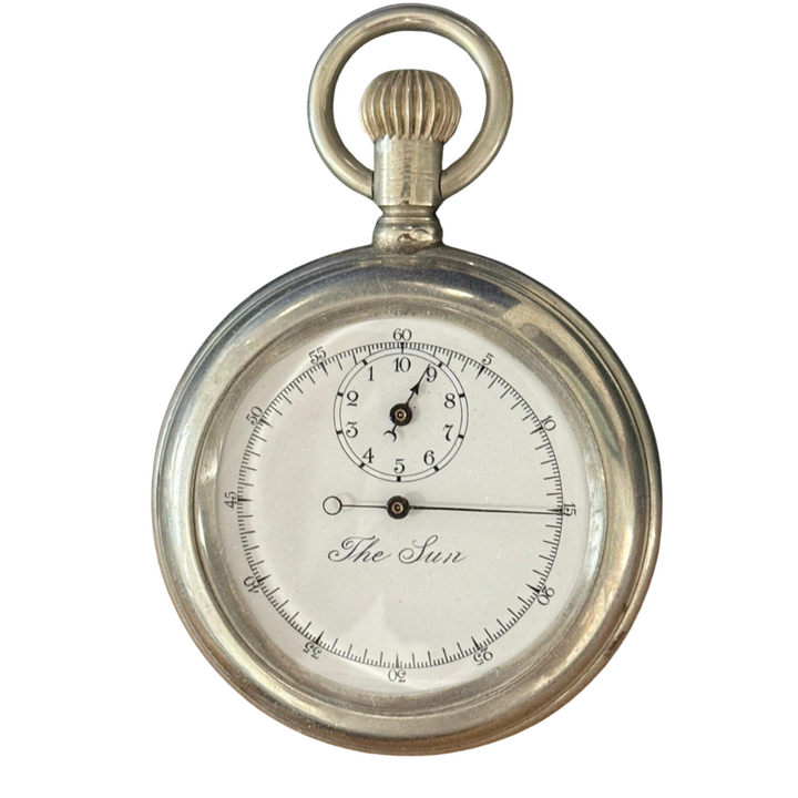 La fameuse montre de poche The Sun, semblable à celle utilisée pour chronométrer le vol des frères Wright à Kitty Hawk le 17 décembre 1903.