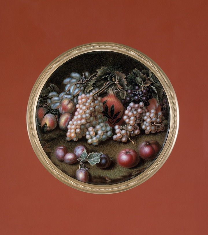 Oeuvre picturale Nature morte aux fruits Alexandre de la Chana (Genève, 19.1.1703 — Genève, 23.7.1765) Genève 1745 Émail peint, sur cuivre, métal doré (cadre). Ville de Genève, Musée d'art et d'histoire, Achat, 1846 Inv. 1846-0012
