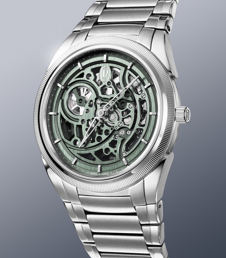 La Tonda PF Skeleton Slate Green introduit une nouvelle dimension chromatique au squelettage, qui met en valeur l'architecture mécanique du calibre PF777. 