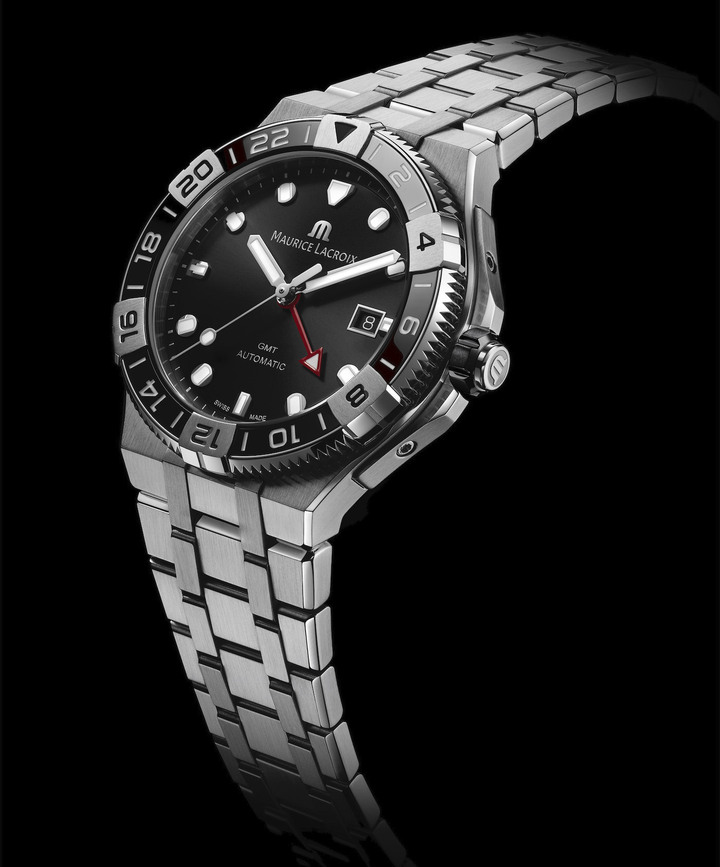 Pour la première fois dans sa collection-phare AIKON, Maurice Lacroix intègre la fonction GMT. 