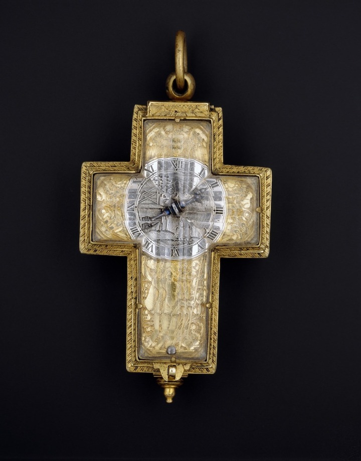 Jean Rousseau (Genève, 1606 - 1684) Montre en forme de croix Genève, vers 1640 Boîte en cristal de roche taillé, laiton, argent Haut. 6,7, larg. 3,4, ép. 1,9 cm Ville de Genève, Musée d'art et d'histoire, Legs Michel Nicklès et Bernard Demole, 1998 Inv. H 98-0349
